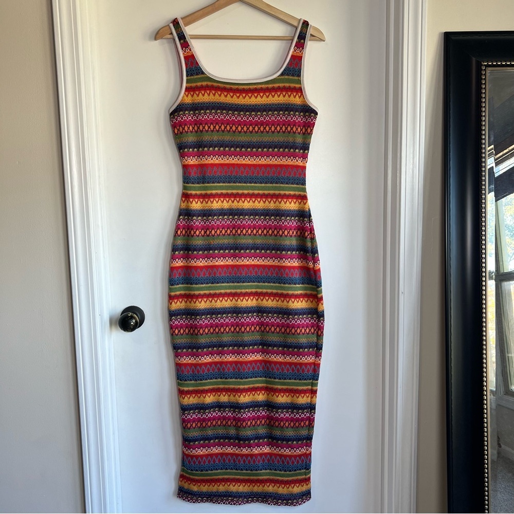 Body Con Multi Color Stripe Embroidered Sleeveless Midi Dress, Size Medium‎